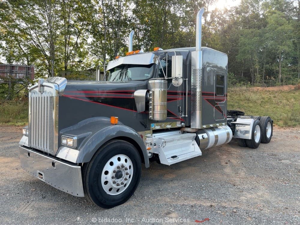 2020 Kenworth W-900 T/A Sleeper Truck Tractor Cummins Wet Kit X15 Eaton